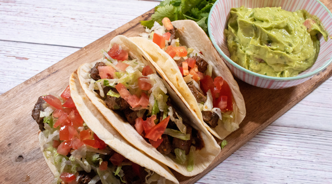 TACOS SUAVES DE ESPALDILLA DE RES