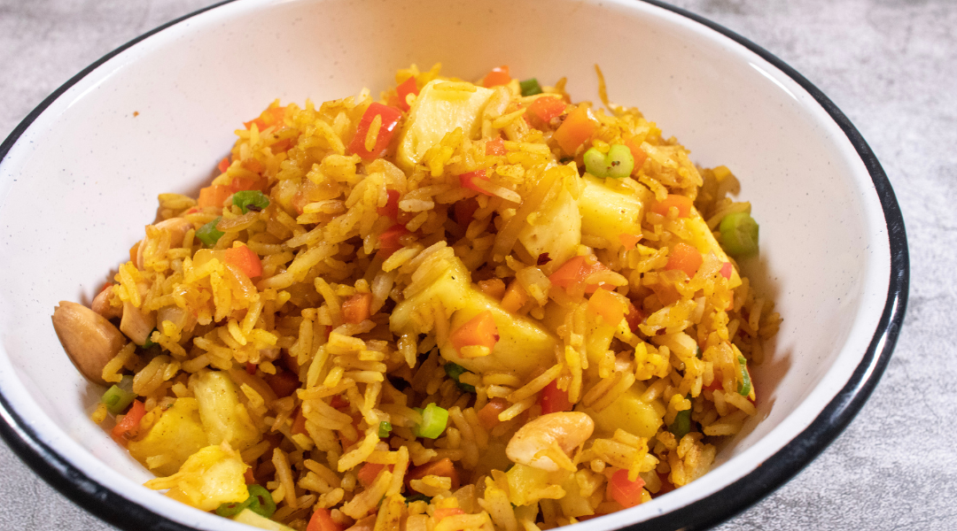 ARROZ FRITO CON PIÑA