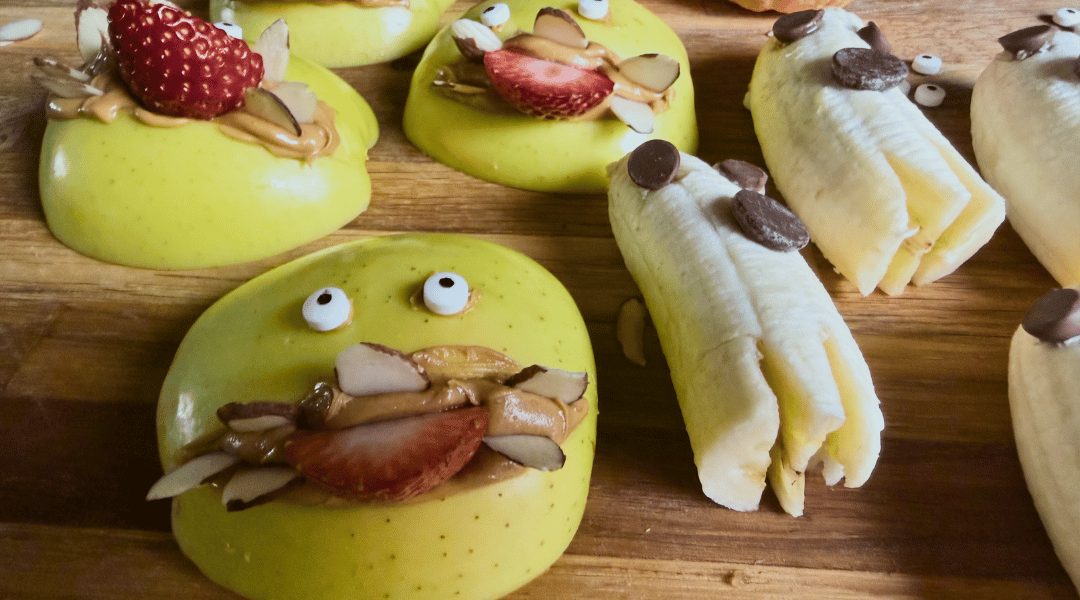 SPOOKY FRUIT PLATTER